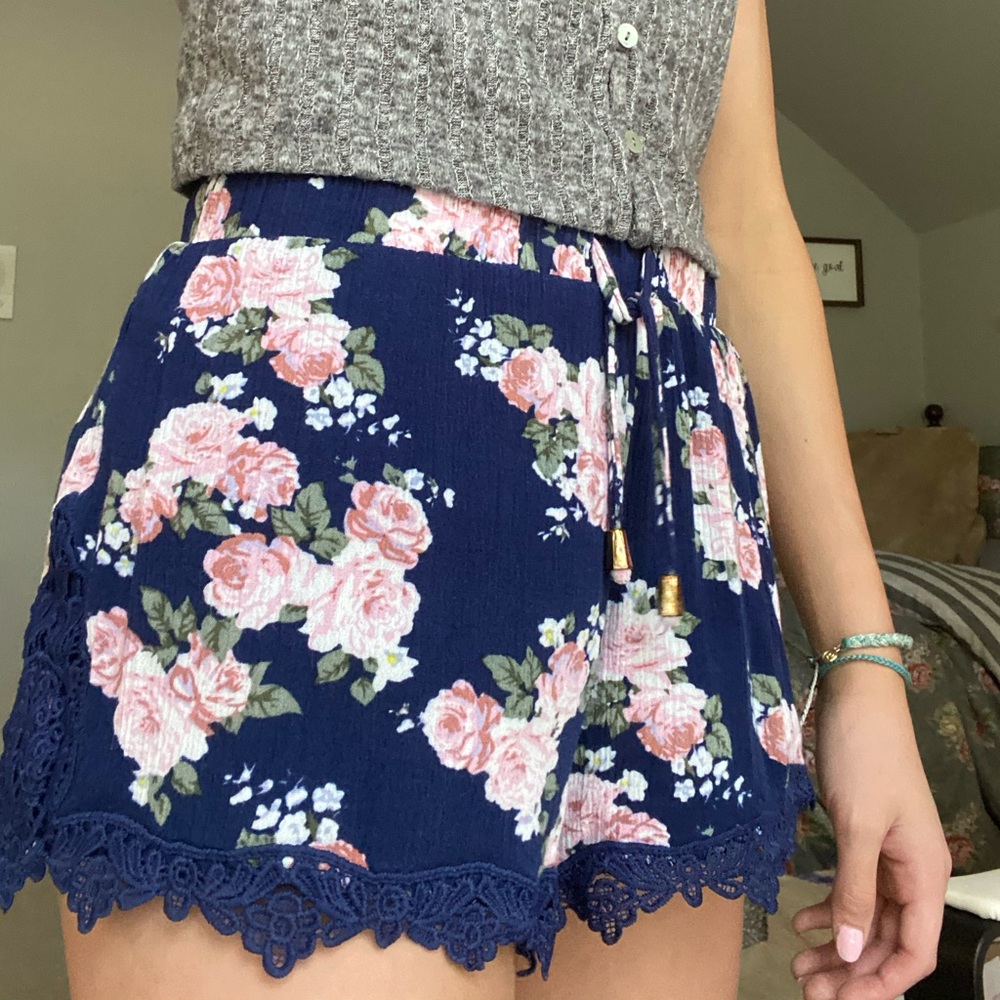 francesca’s floral shorts